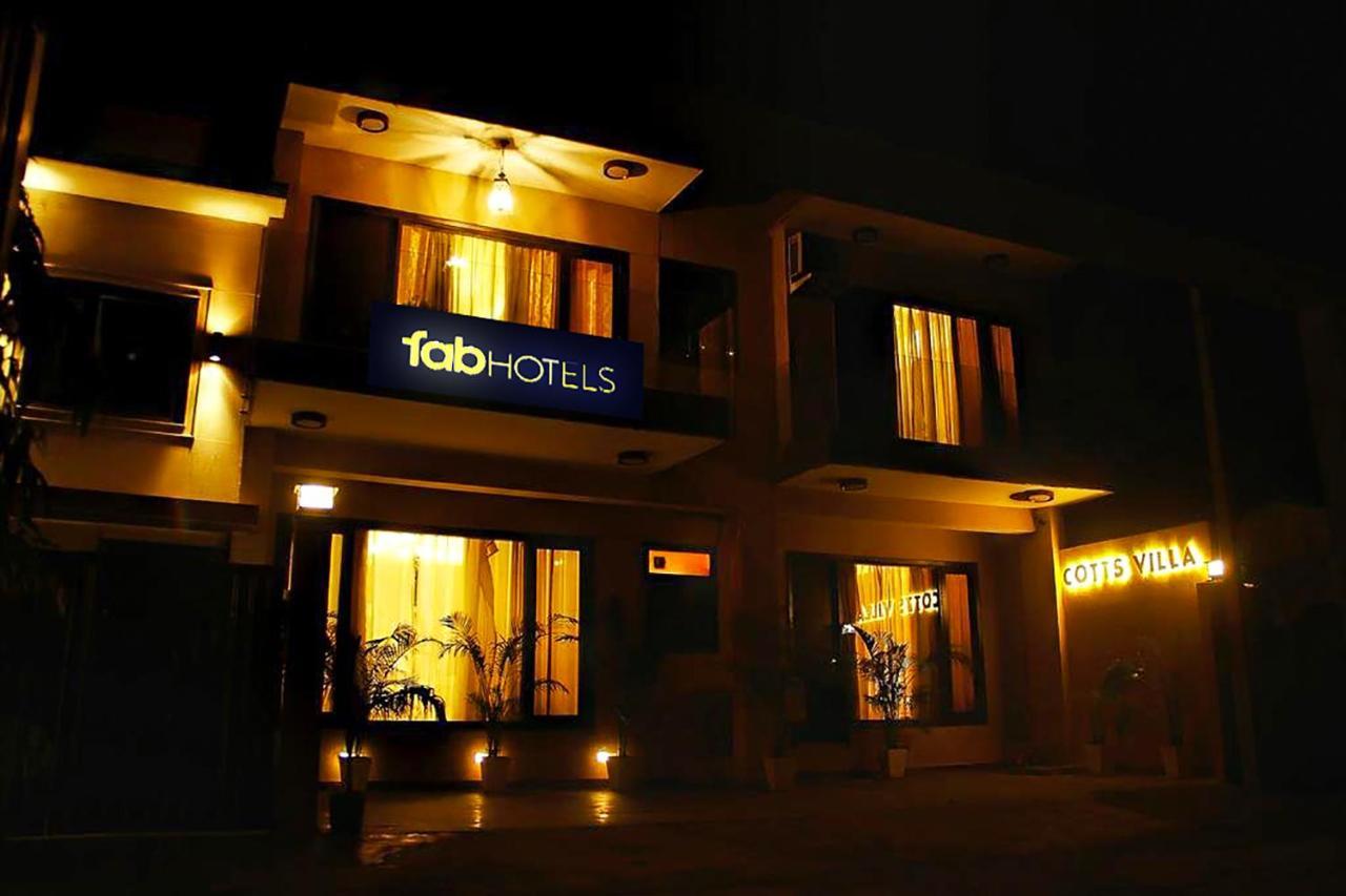 FabHotel Cotts Villa Nuova Delhi Esterno foto