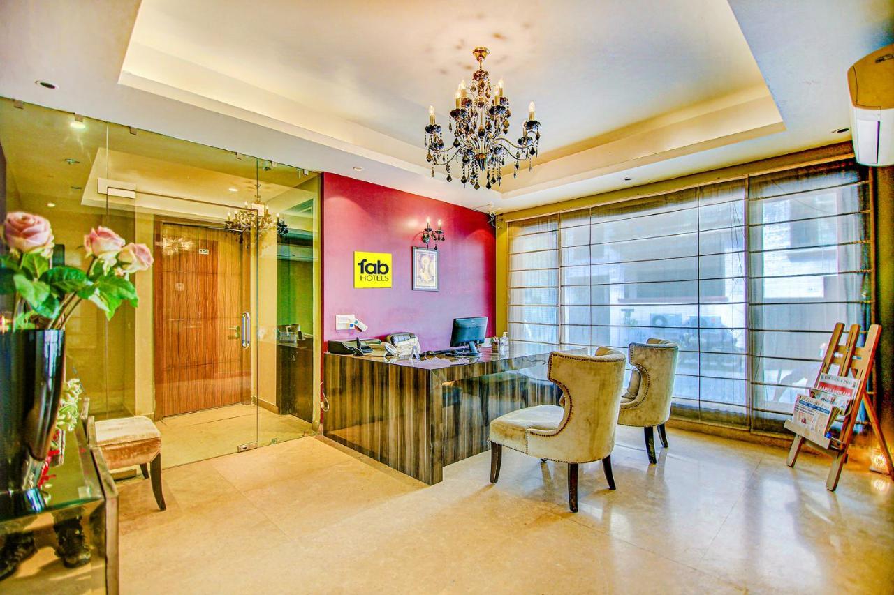 FabHotel Cotts Villa Nuova Delhi Esterno foto