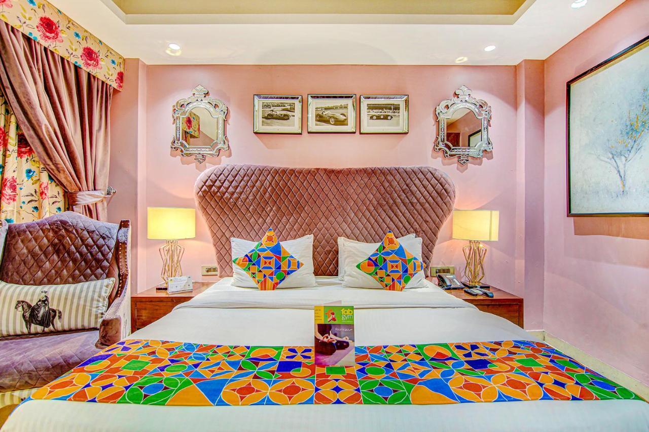 FabHotel Cotts Villa Nuova Delhi Esterno foto