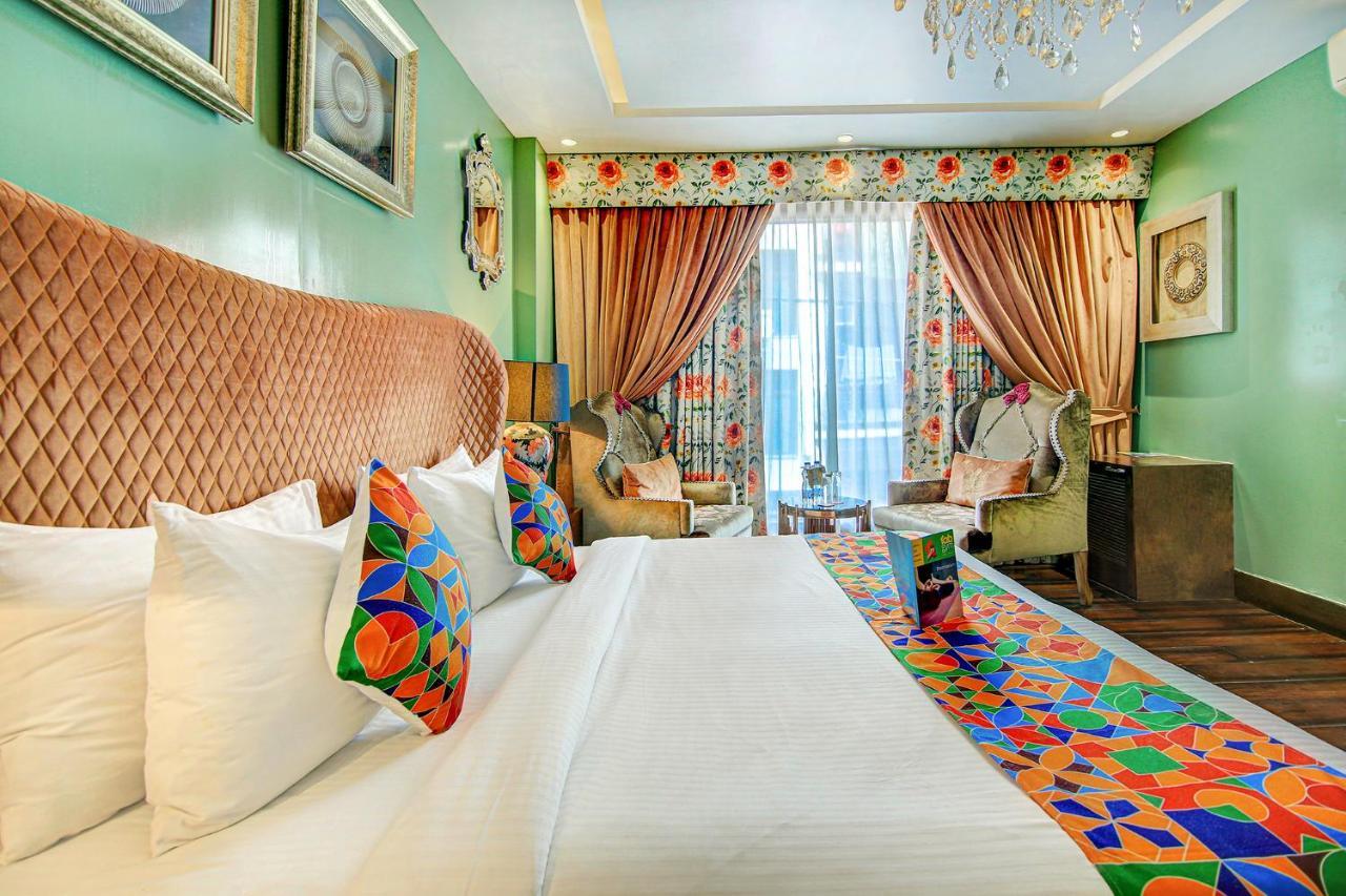 FabHotel Cotts Villa Nuova Delhi Esterno foto