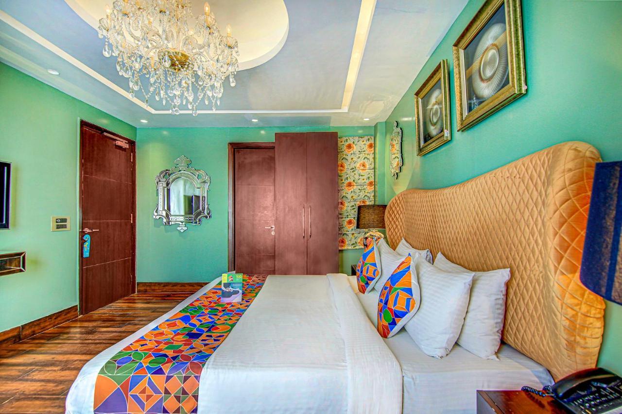 FabHotel Cotts Villa Nuova Delhi Esterno foto