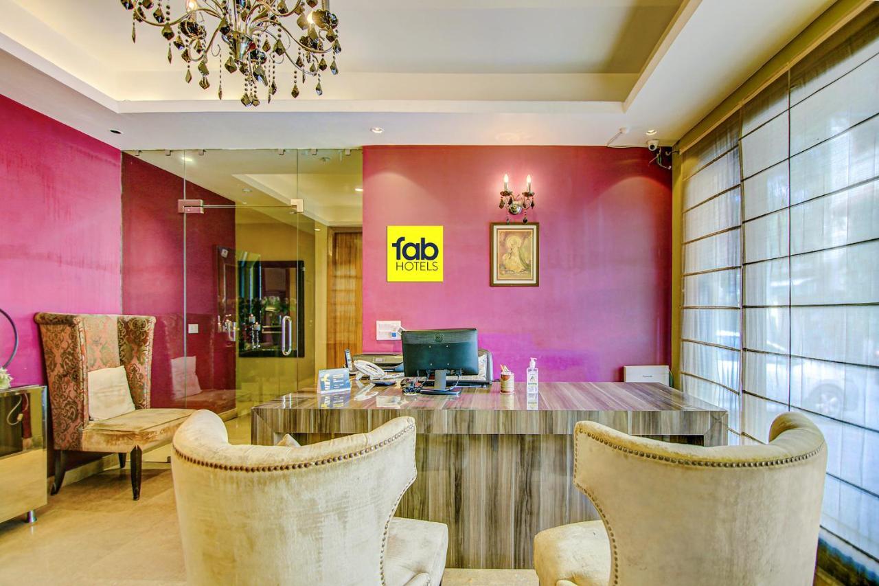 FabHotel Cotts Villa Nuova Delhi Esterno foto