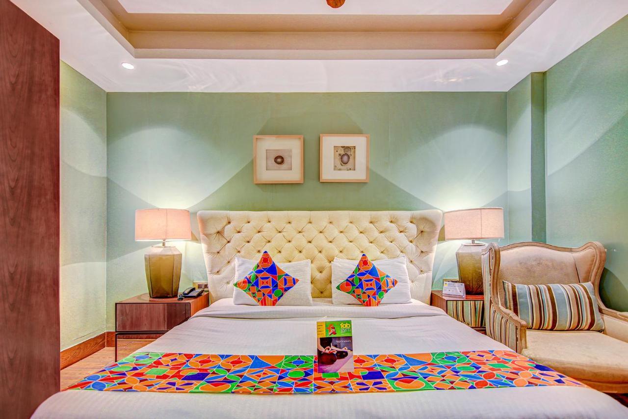 FabHotel Cotts Villa Nuova Delhi Esterno foto